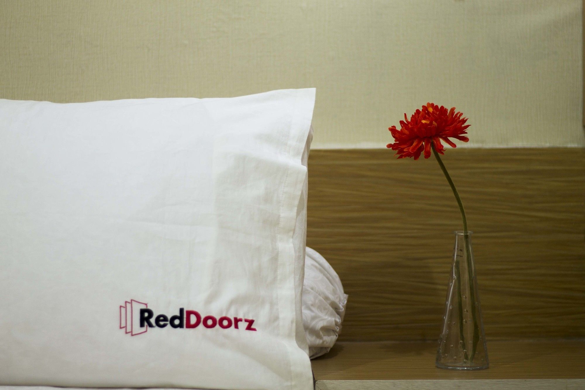 Reddoorz Near Hyperpoint Pasteur Bandung